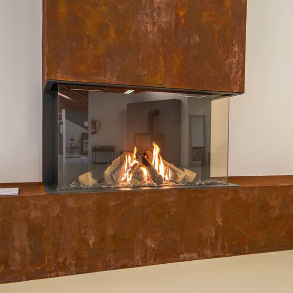 Vista interna Showroom Gandolfo Anna, Pieve di Teco (Imperia) | Camino a pellet e a legna